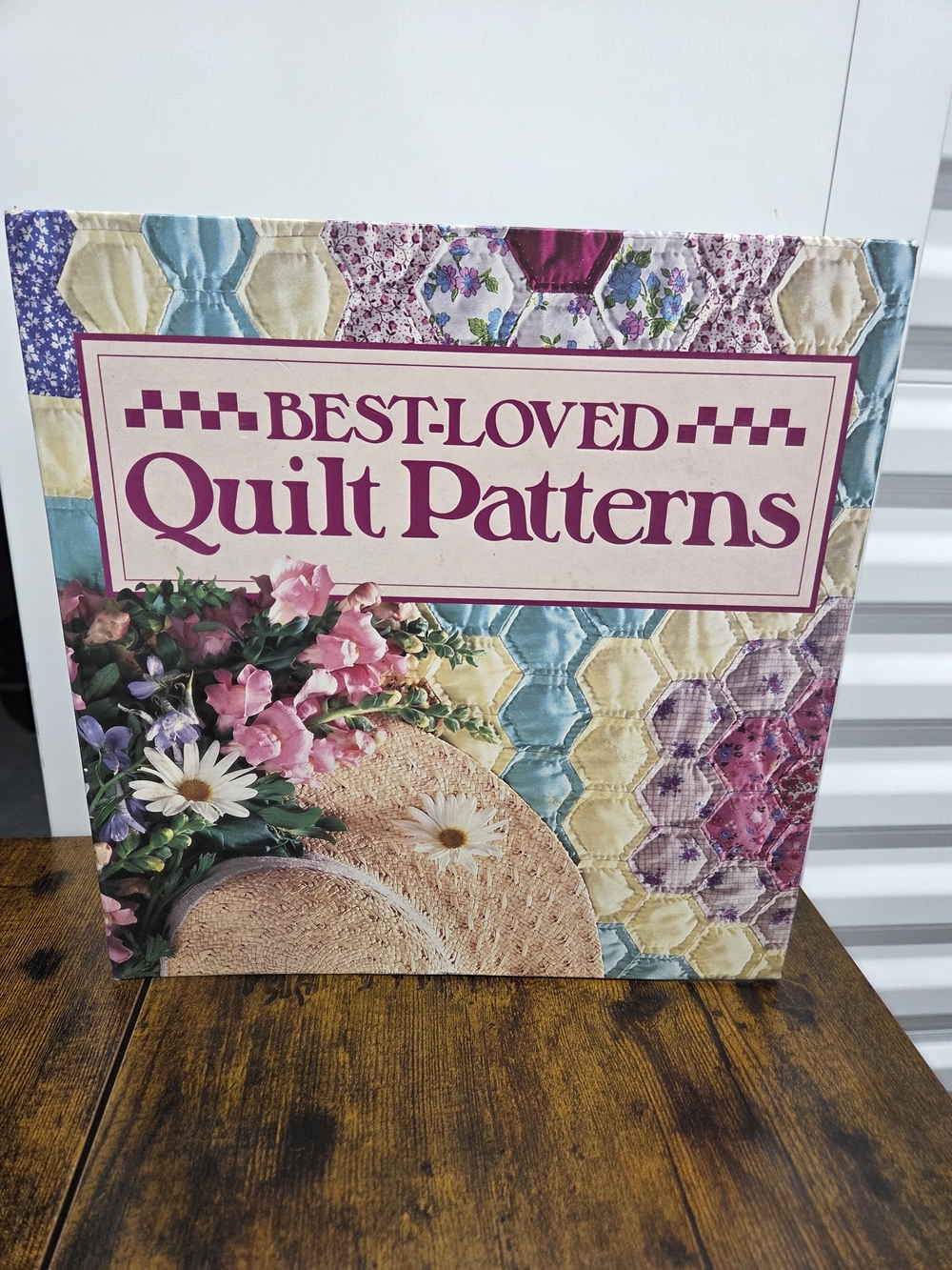 Vintage '91 Best-Loved Quilt Patterns Floral Pastel Quilt Patterns Book